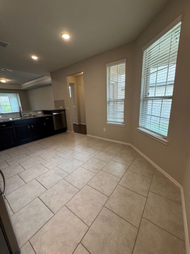Building Photo - 3218 Chimney Swift Ln
