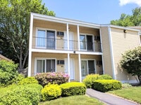 Building Photo - 1002 Cocheco Ct