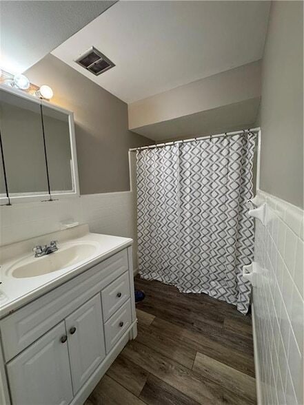 Building Photo - 3312 Taft Park