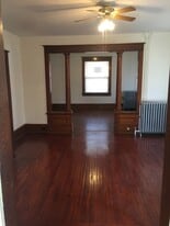 Building Photo - 1540 Northampton St