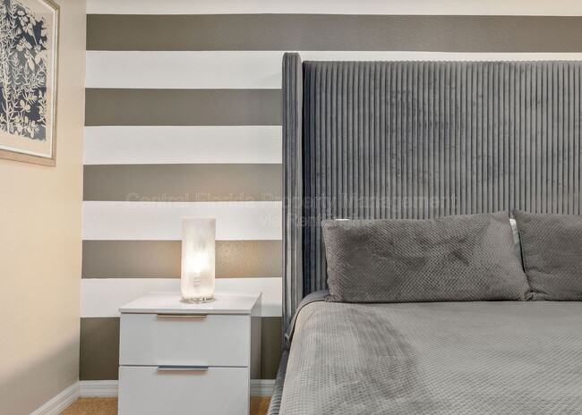 Building Photo - 5552 Misty Oak Cir