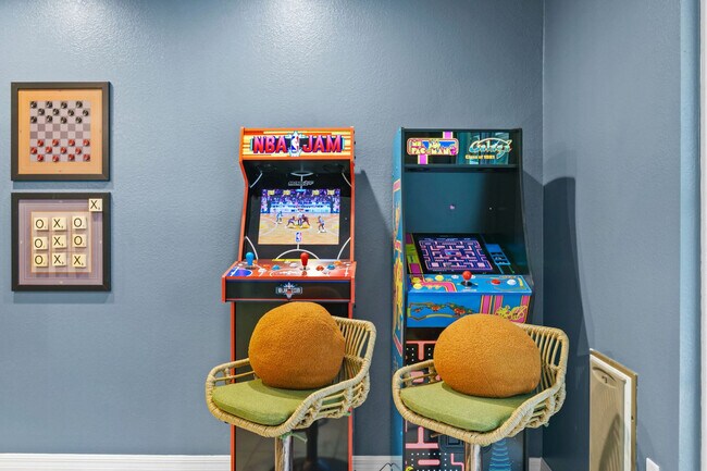 Building Photo - 11312 112th St N