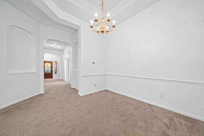 Building Photo - 4815 Plum Forest Rd