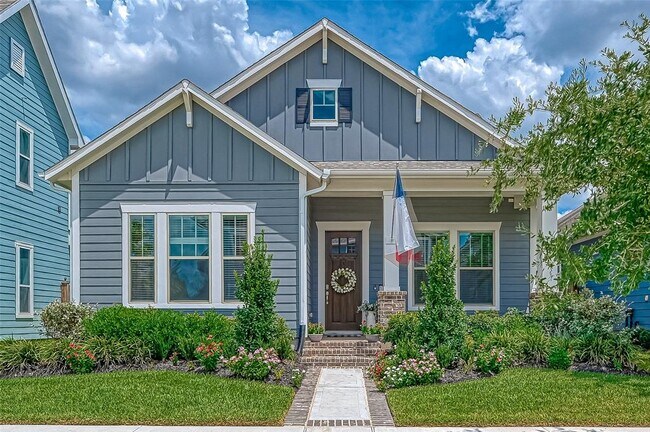 Building Photo - 17026 Canosa Dr