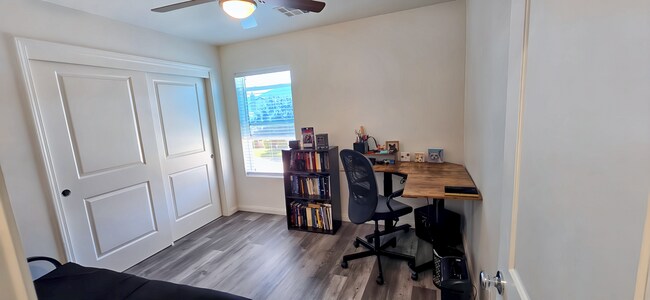 Building Photo - Charming Tehachapi Retreat - $2,400/Month