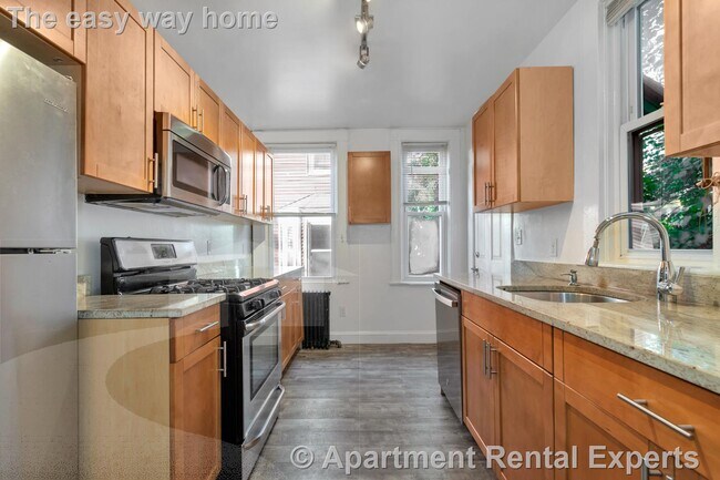 Building Photo - 5 Murdock Terrace