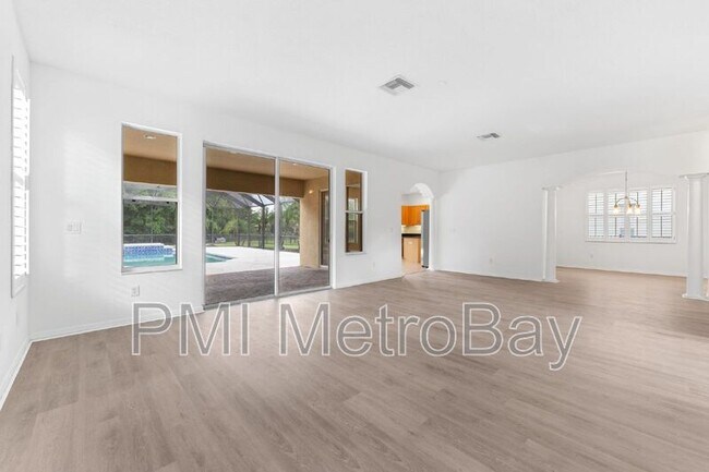 Building Photo - 10886 Cory Lake Dr