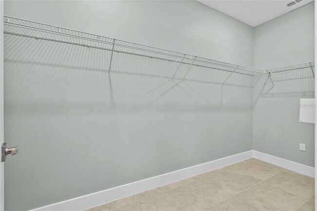 Building Photo - 13 Karas Trail