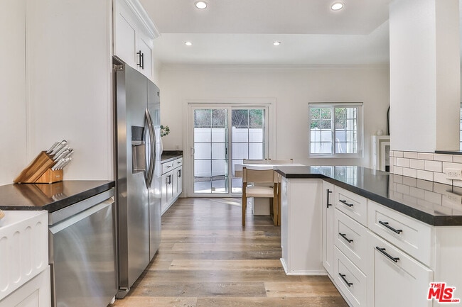 Building Photo - 4204 Flintlock Ln