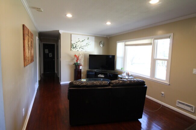 Living Room - 2300 Ives Ln N