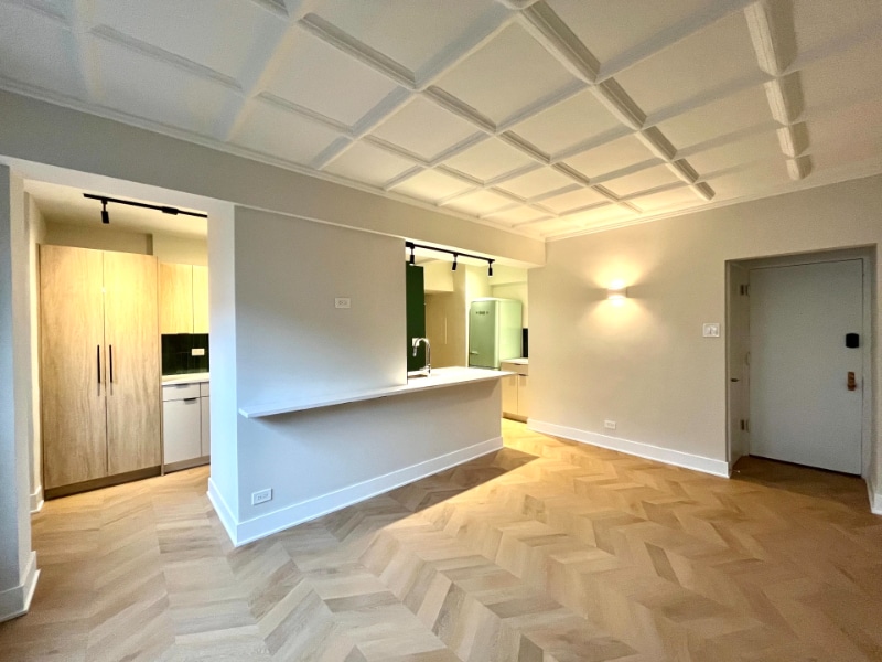 Building Photo - 1204 N LaSalle St