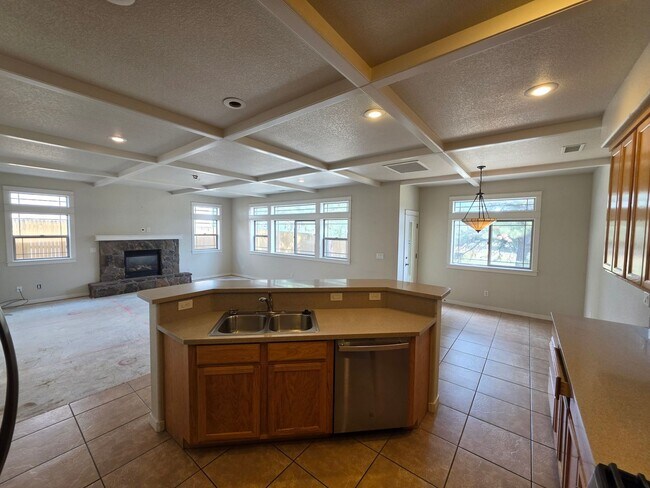Building Photo - 3722 E Avocet Way