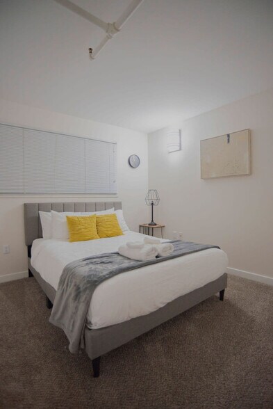 Building Photo - 50 N Illinois St