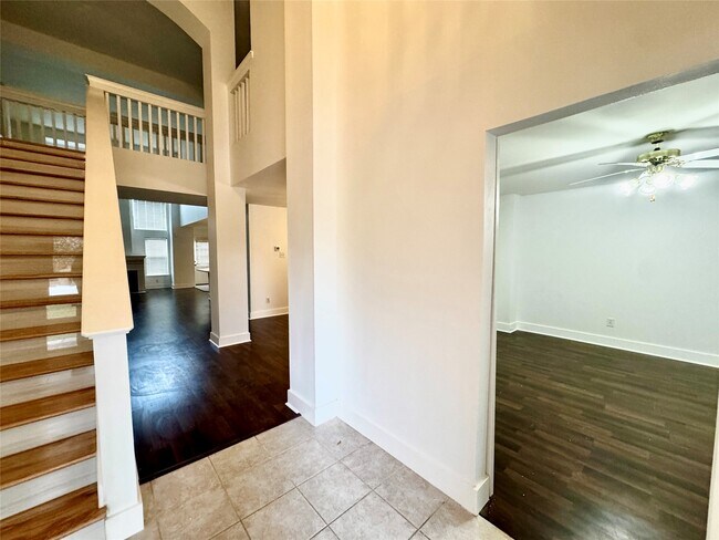 Building Photo - 19622 Sasquatch Dr