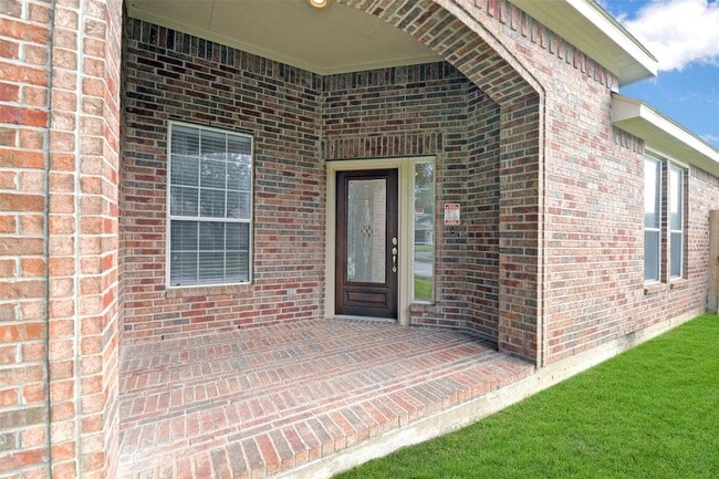 Building Photo - 19227 Countryhills Ct