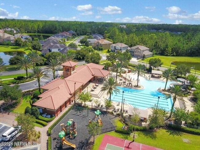 Building Photo - 156 Nelson Ln