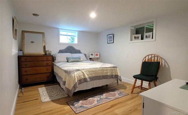 Building Photo - 23 Violet Pl