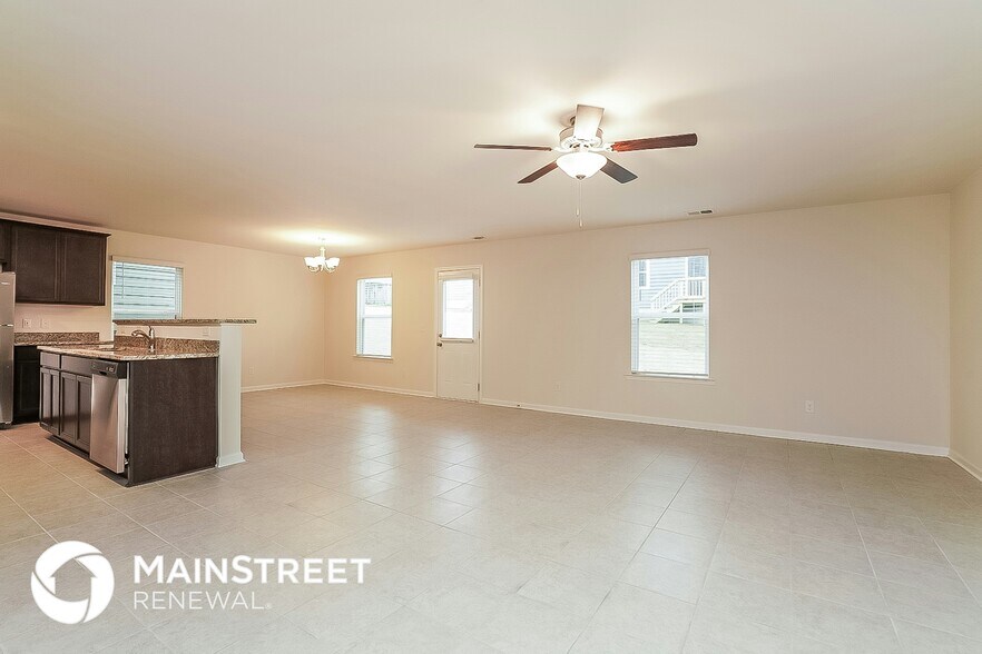 Building Photo - 313 Sportsman Dr