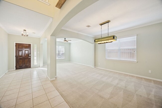 Building Photo - 24710 Hikers Bend Dr