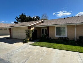 Building Photo - COMING SOON! 55+ Friendly Valley 2 Bedroom...