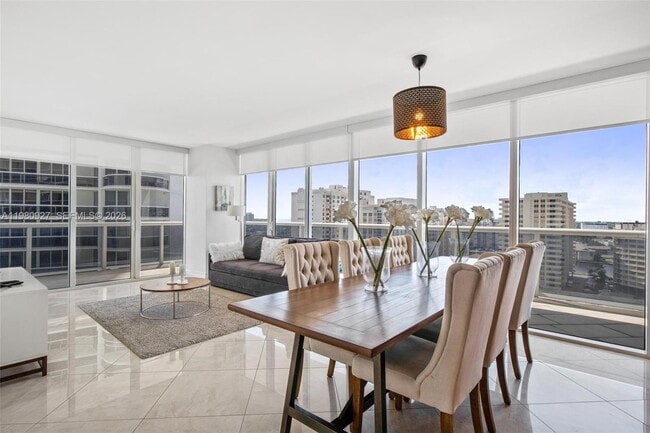 Building Photo - 1830 S Ocean Dr