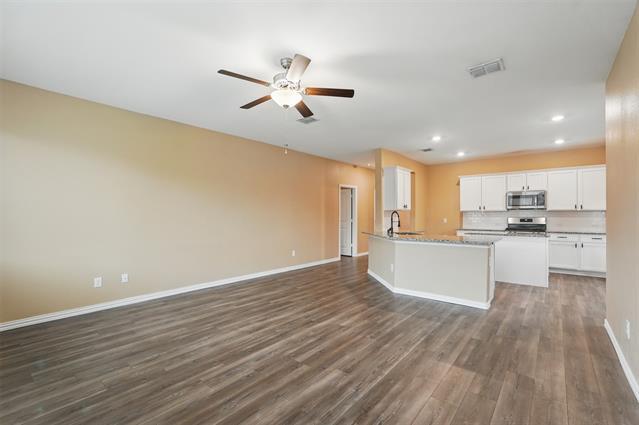 Building Photo - 5411 Montrose Dr