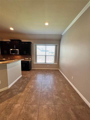 Building Photo - 3525 Twin Pines Dr