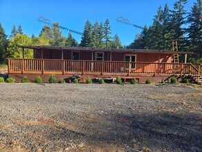 Building Photo - STATUS: AVAILABLE | R51 | $1895 + $100 for...