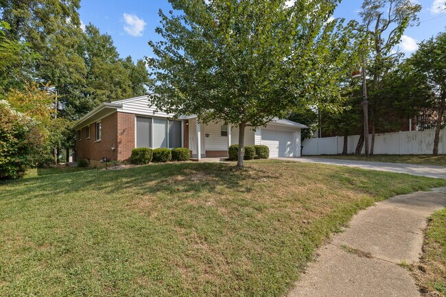 Building Photo - 303 Danworth Ct