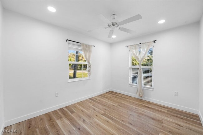 Building Photo - 236 Delray Ave