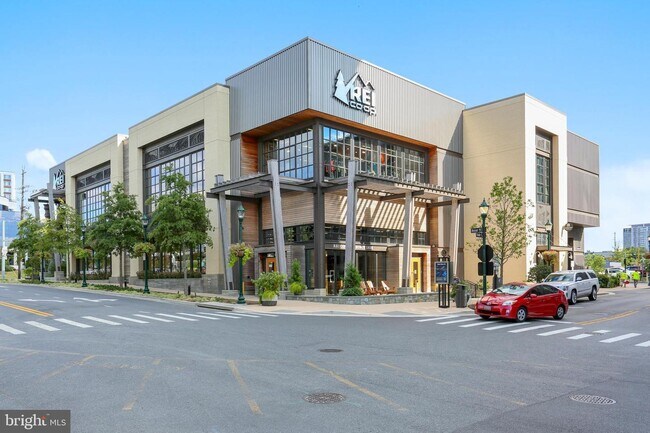 Building Photo - 11801 Rockville Pike
