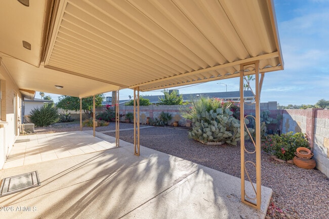 Building Photo - 4021 E Carol Cir