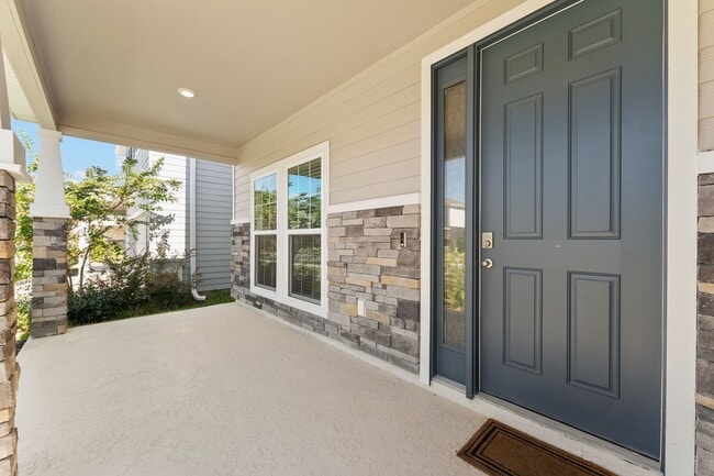 Building Photo - 1386 NW 132nd Cir