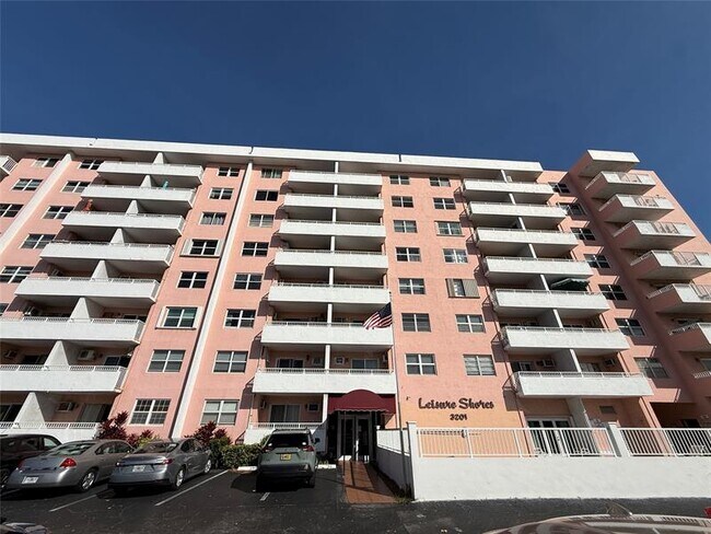 Building Photo - 3201 NE 14th Street Causeway