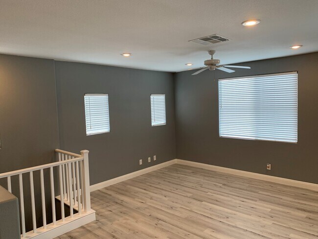 Building Photo - 6255 W Arby Ave
