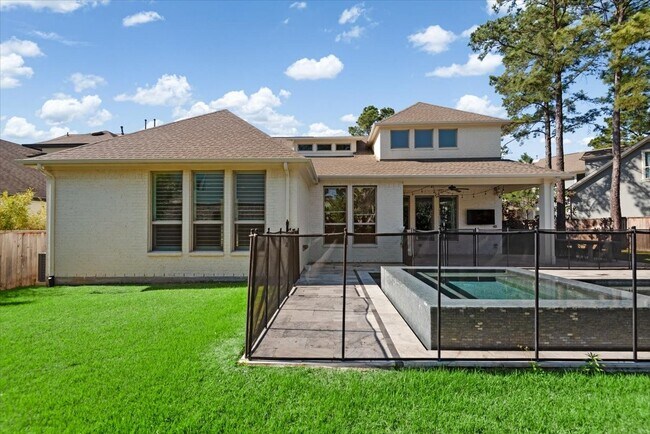 Building Photo - 155 Rockwell Park Blvd