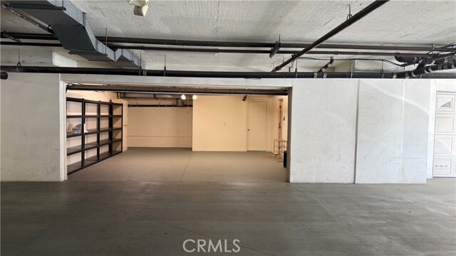 Building Photo - 9516 Lucerne Ave