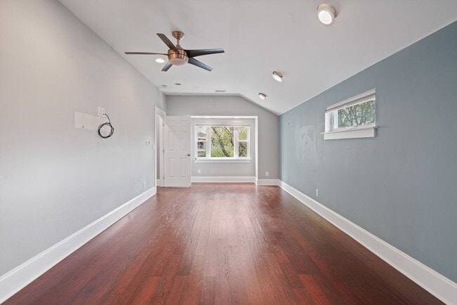 Building Photo - 2370 Elm St