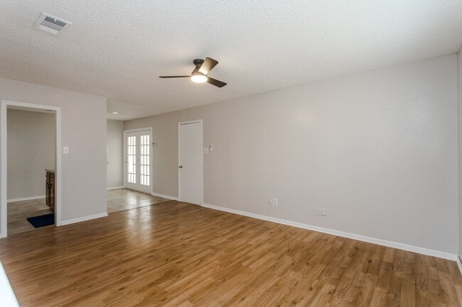 Building Photo - 4 Bedrooms | 2 Bathrooms | 2-Car Garage | Pool | Park-Front Living