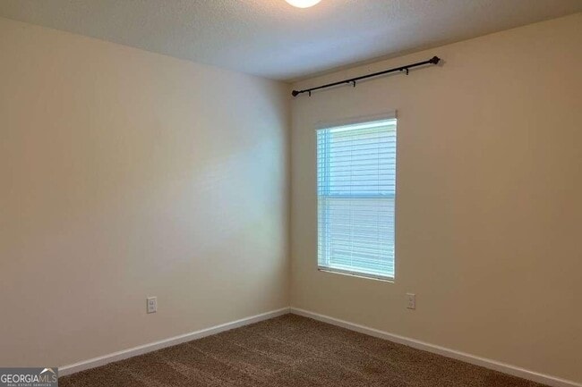 Building Photo - 126 Brooklet Cir