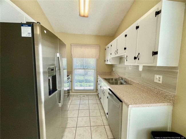 Building Photo - 4609 Fen Ct
