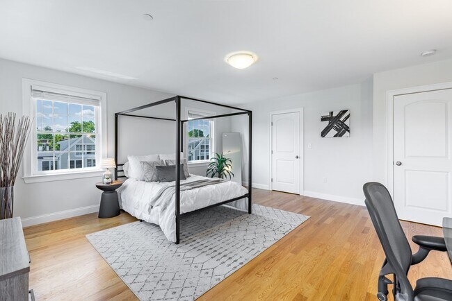 Building Photo - 10 Allen Ct