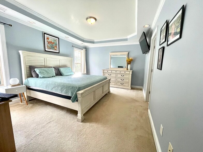 Building Photo - 5312 Kemmont Dr