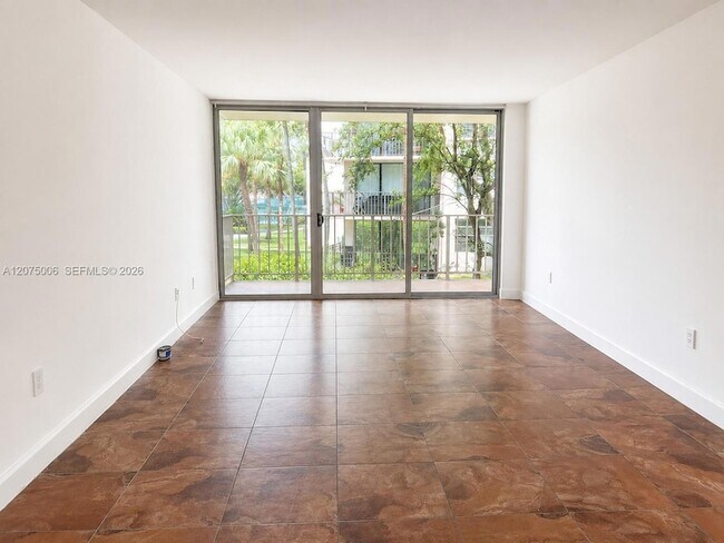 Building Photo - 13100 SW 92nd Ave