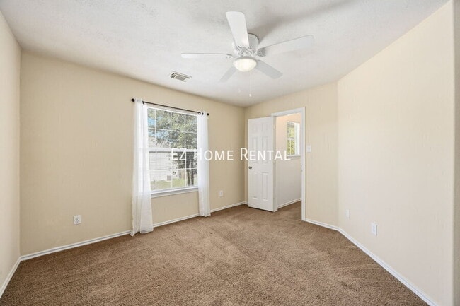 Building Photo - 2939 Hackamore Hollow Ln