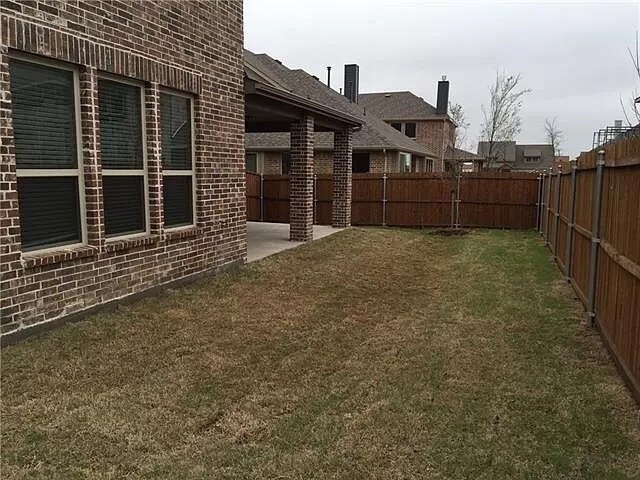 Building Photo - 241 Dragonfly Dr