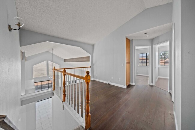 Building Photo - 5135 Pacifica Ave