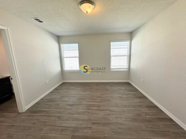 Building Photo - 7656 Mailes Ct