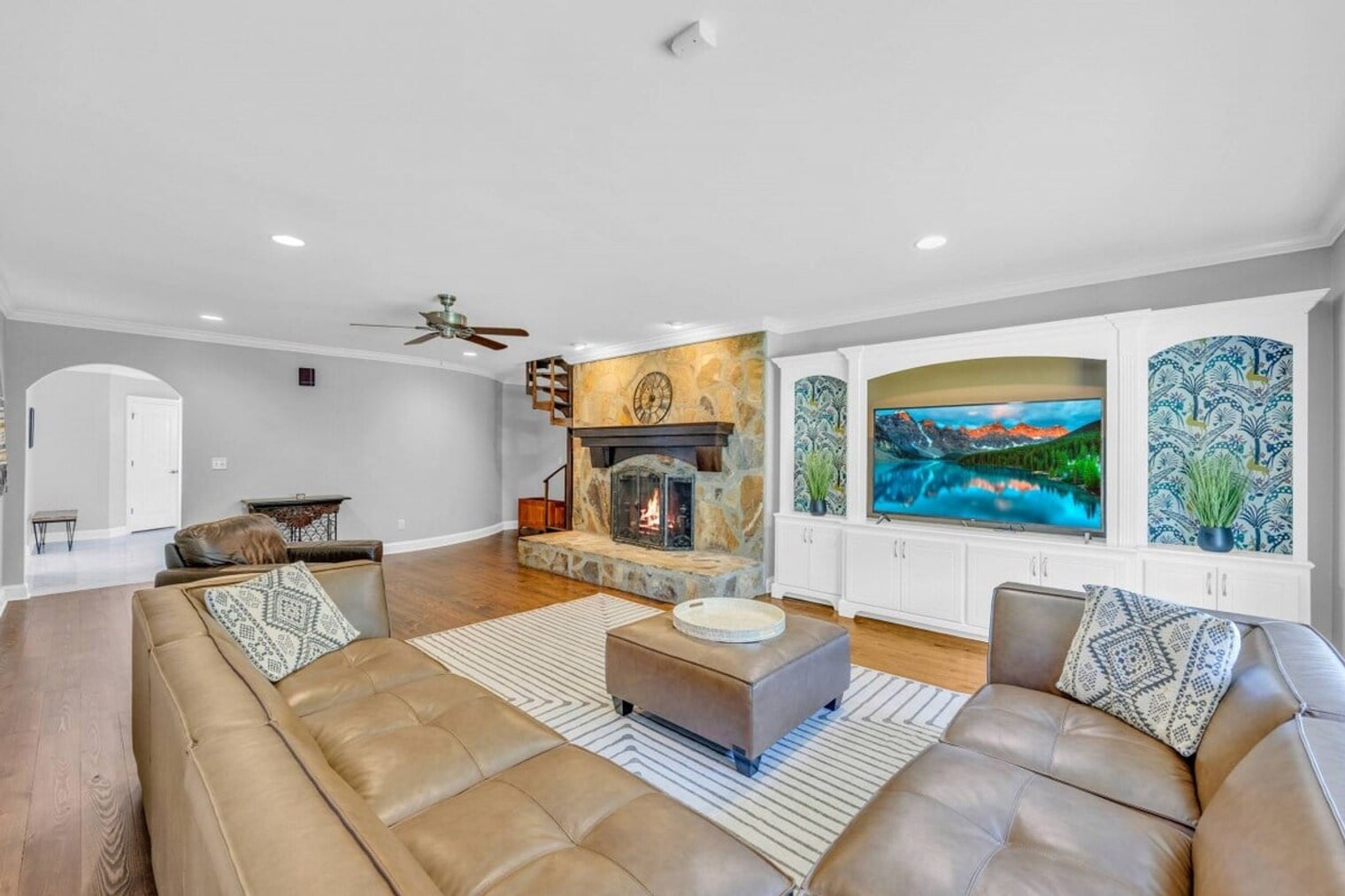 Building Photo - 115 Wexford Pl