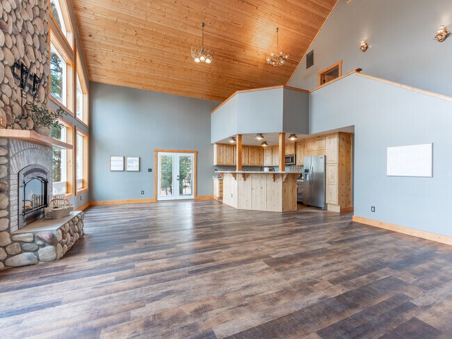 Building Photo - 117 Hummingbird Rd